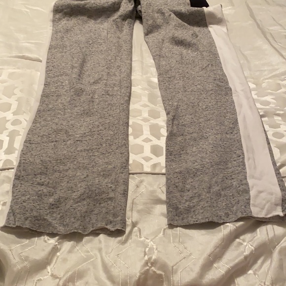 Victoria secret PINK Sweatpants grey/black/white - Picture 3 of 4